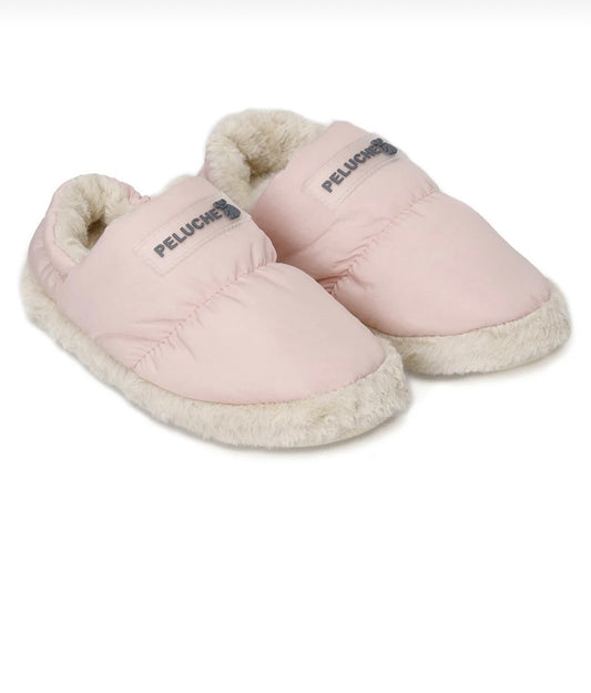 PELUCHE Różowe Kapcie