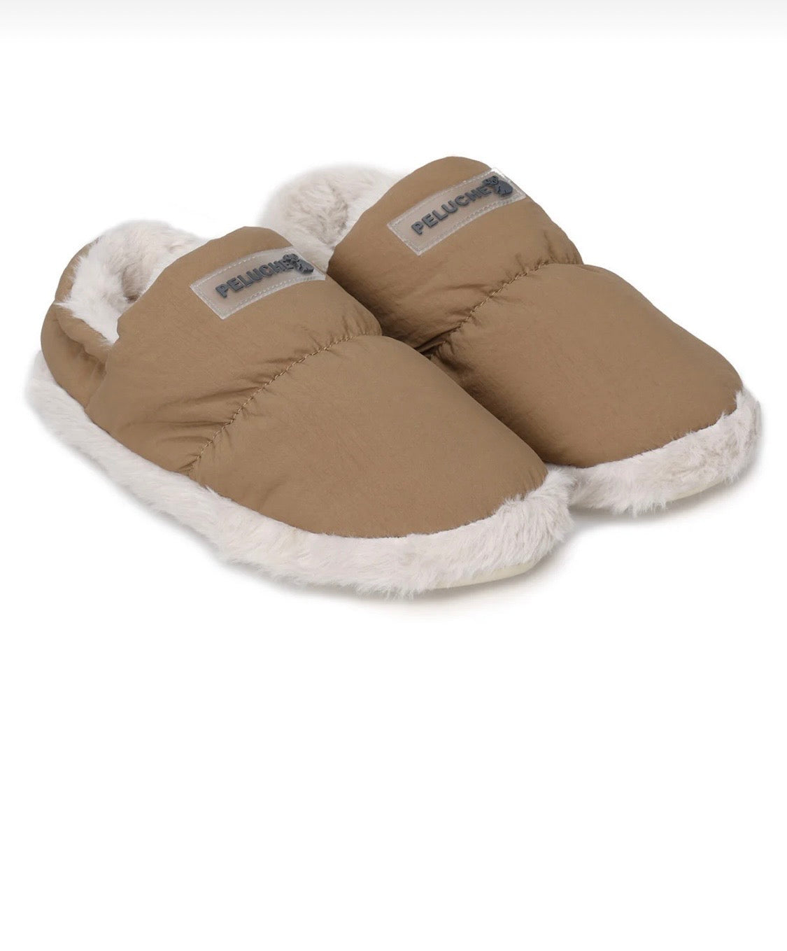 PELUCHE Brązowe Kapcie